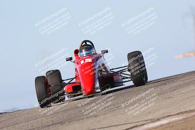 media/Oct-26-2025-CalClub SCCA (Sun) [[8ce1e69566]]/Group 6/Grapevine/